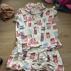 Taylor swift pajama set worn 1 time